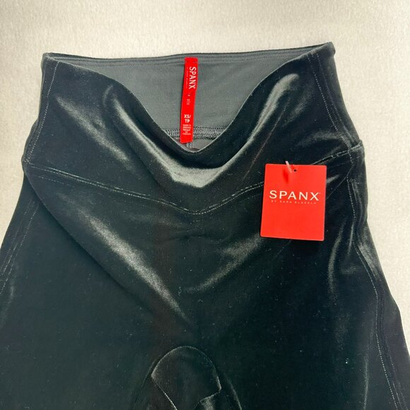 NWT Spanx Velvet Velour Pull-on Shaping Leggings Black Women's Size XSmall - Picture 4 of 7
